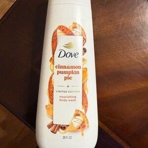 Dove Cinnamon Pumpkin Pie Nourishing Body Wash
